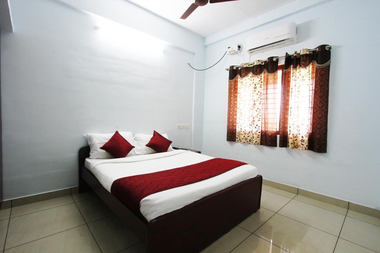 Lakshana Service Apartment - Big Temple Thanjavur Luaran gambar
