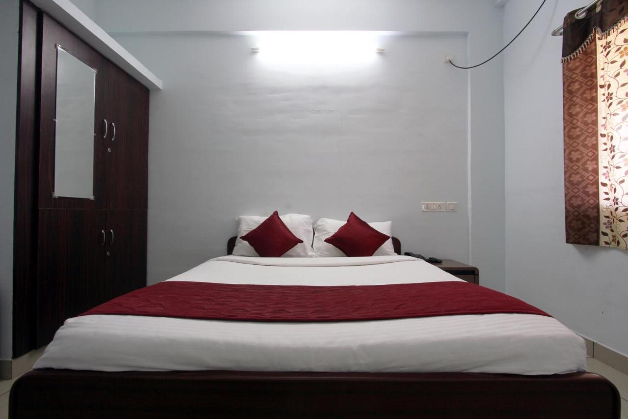 Lakshana Service Apartment - Big Temple Thanjavur Luaran gambar