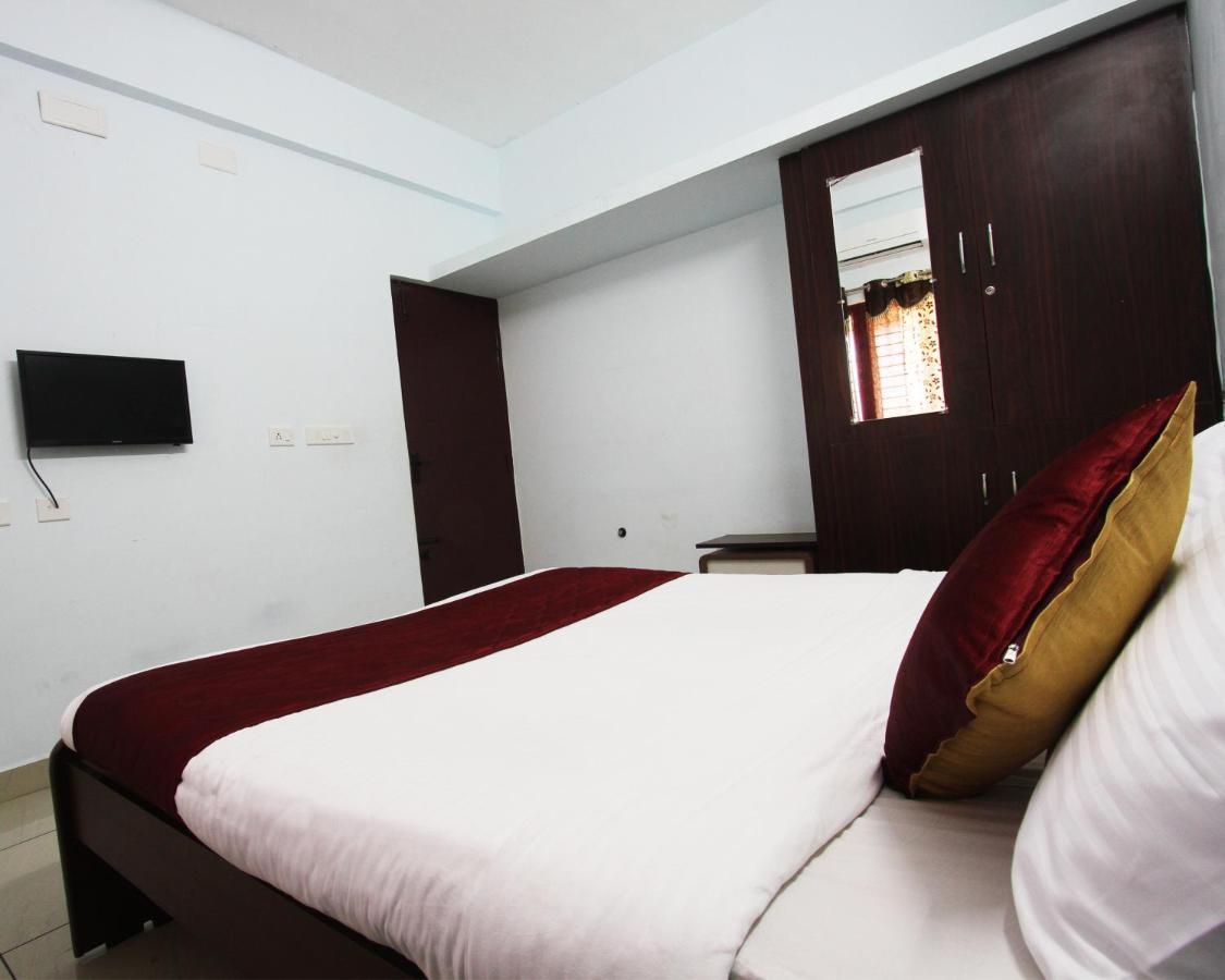 Lakshana Service Apartment - Big Temple Thanjavur Luaran gambar