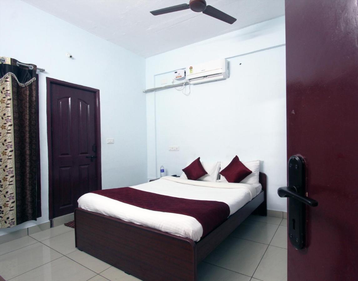 Lakshana Service Apartment - Big Temple Thanjavur Luaran gambar