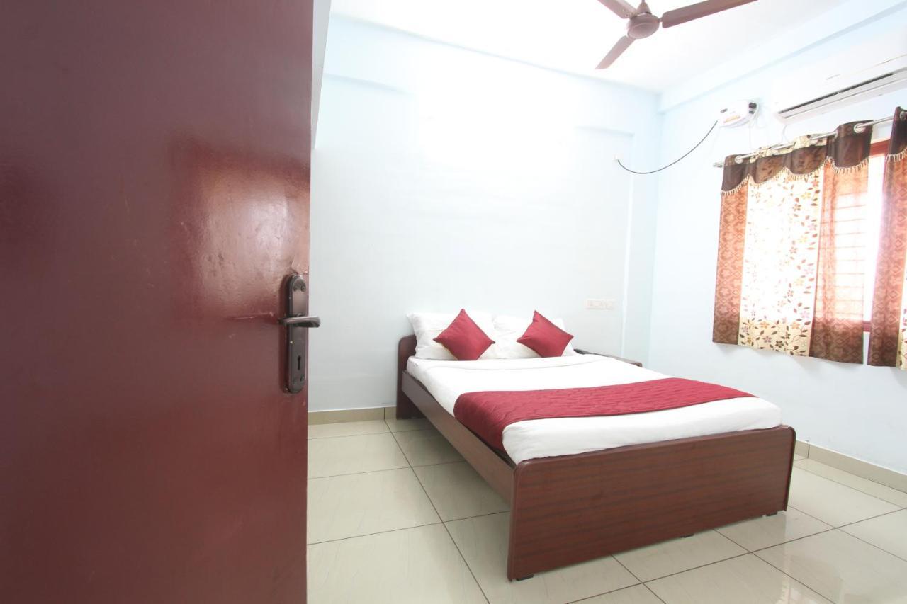 Lakshana Service Apartment - Big Temple Thanjavur Luaran gambar